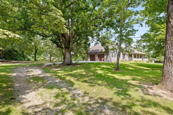 1072 Taylor Broome Road, Chickamauga, GA 30707