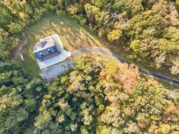 7650 Chipmunk Ln, Nashville, TN 37221