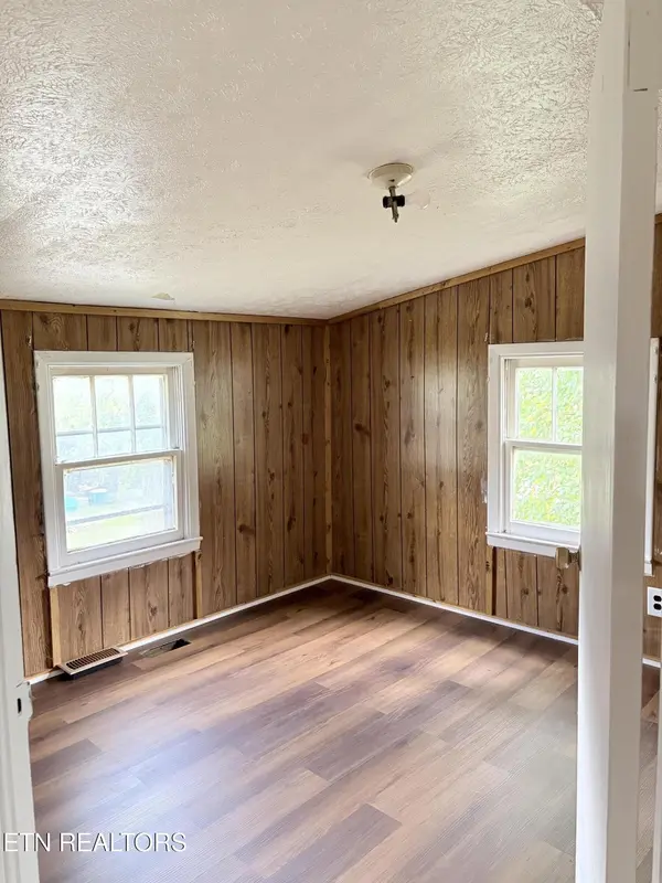 112 Zeni Lane, Harriman, TN 37748
