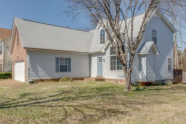 3248 Clapham Rd, Antioch, TN 37013