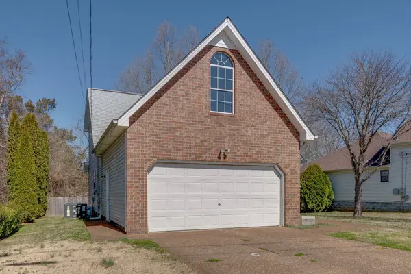 3248 Clapham Rd, Antioch, TN 37013