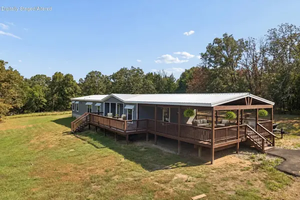401 SE Highway W, Stockton, MO 65785