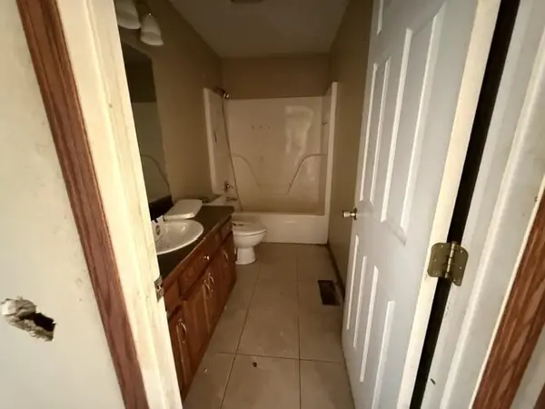1930 W Elm DR, Joplin, MO 64801