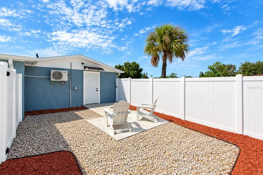 1752 FAIRFIELD ST, Holiday, FL 34691