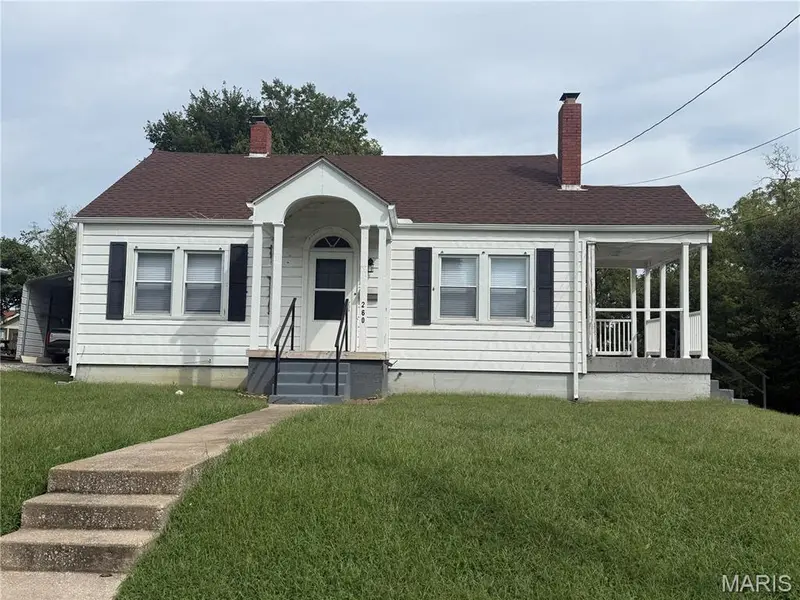 260 N Locust ST, Hannibal, MO 63401