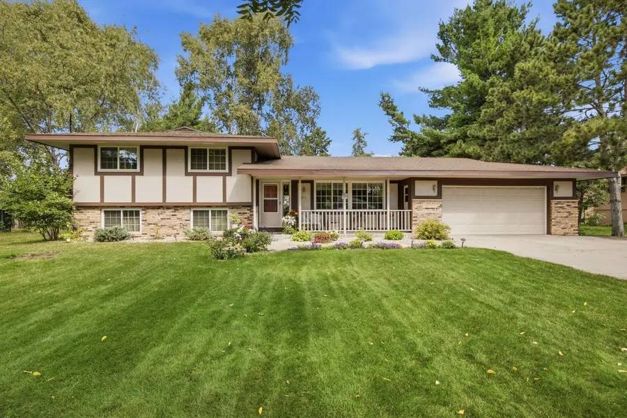 4211 Plaza LN, Saint Cloud, MN 56303