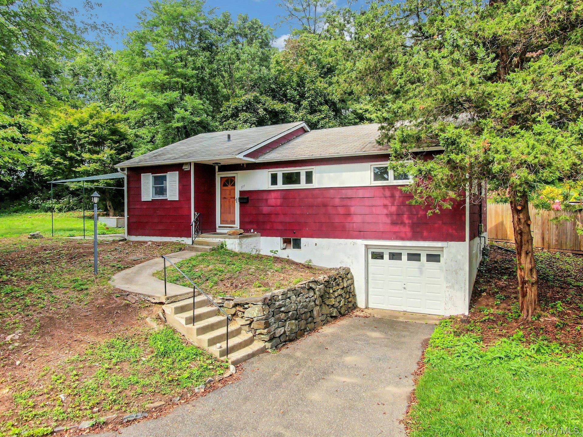 277 Crest DR, Tarrytown, NY 10591
