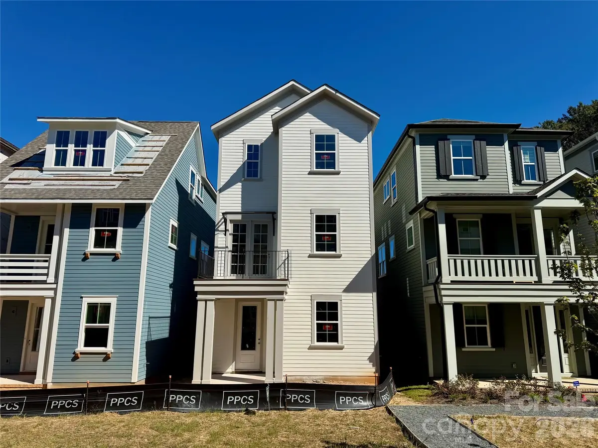 409 Delburg Mill ALY, Davidson, NC 28036