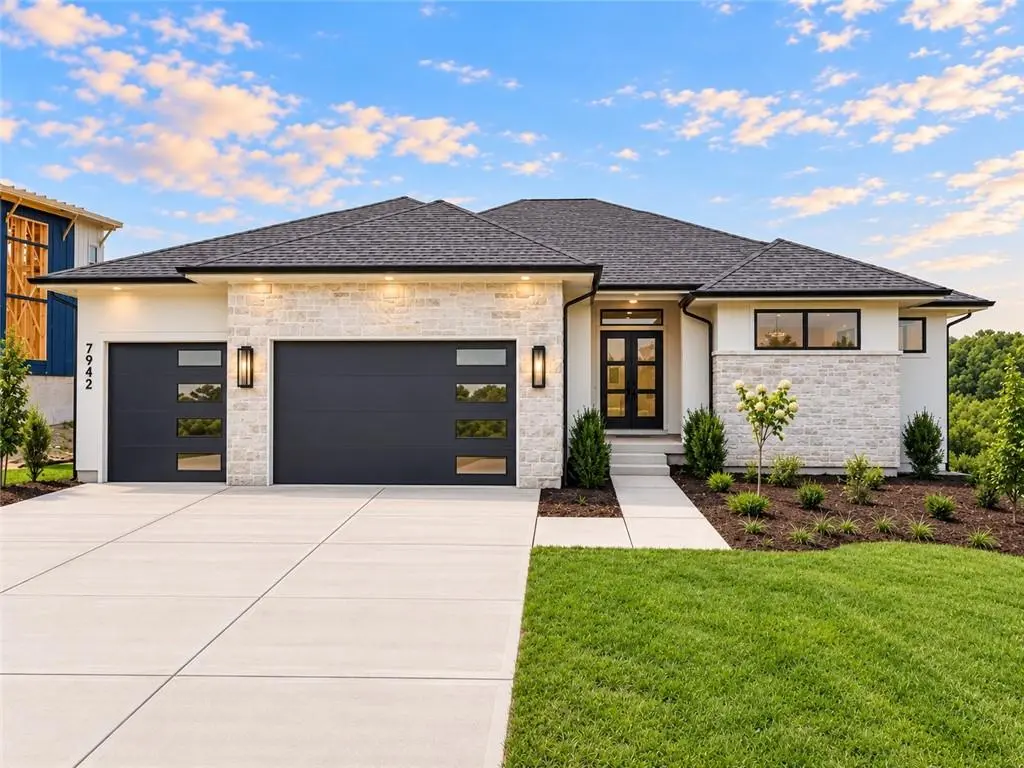 7942 Millridge ST, Shawnee, KS 66220