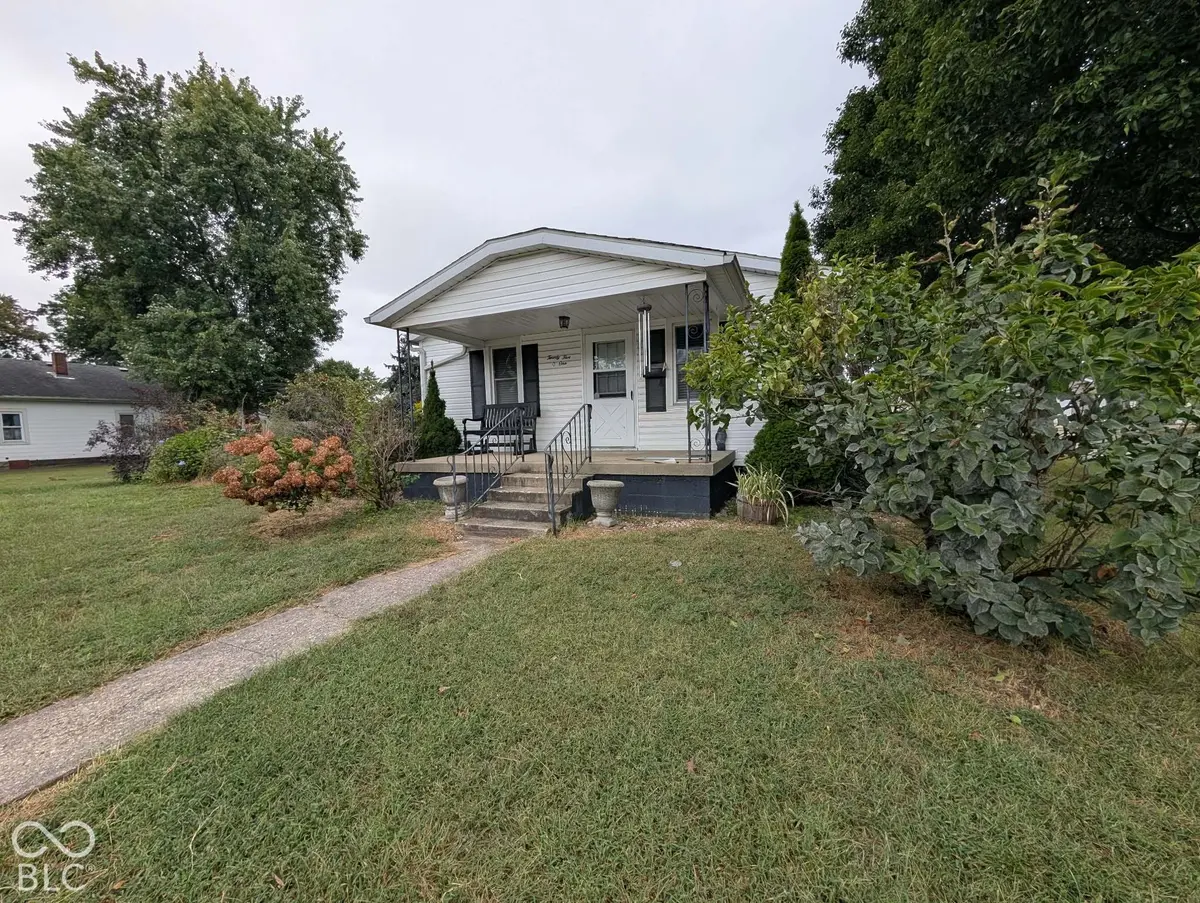 2501 Dillman, Terre Haute, IN 47802