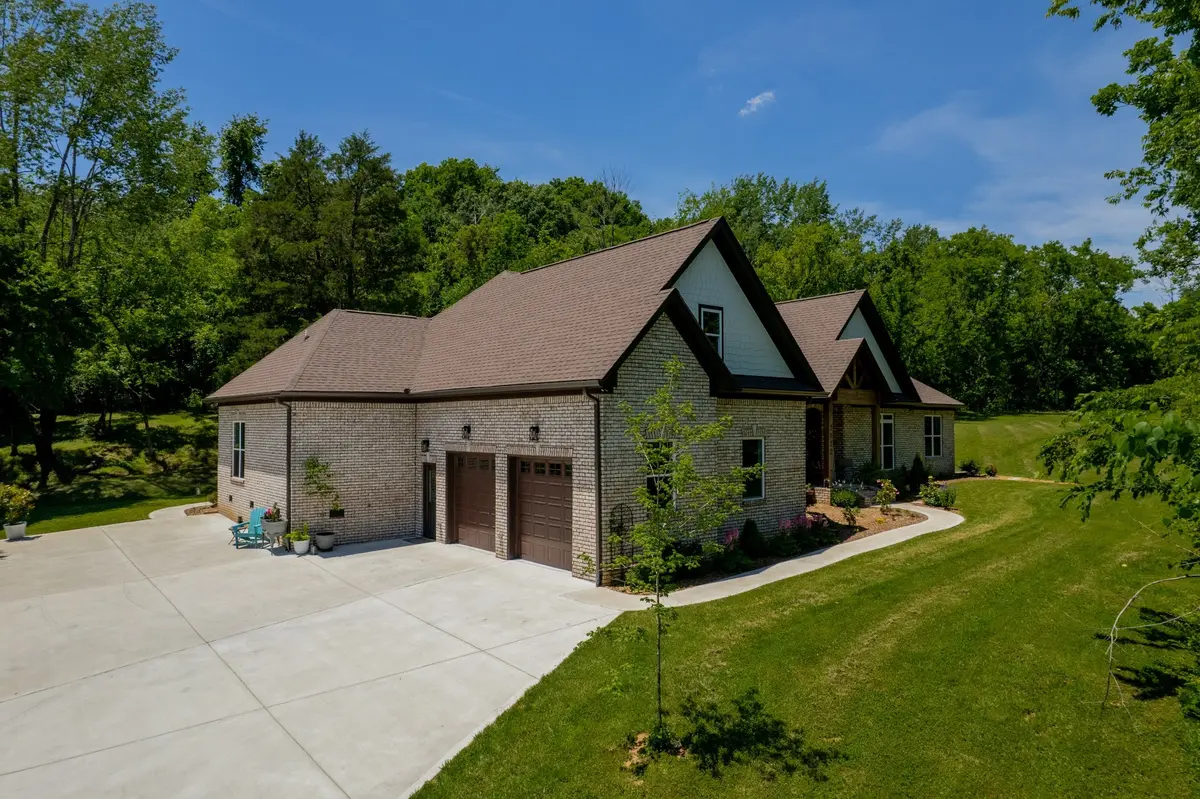 2022 Southport Rd, Culleoka, TN 38451