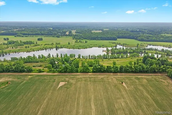 VL N Fleming RD, Fowlerville Village, MI 48836
