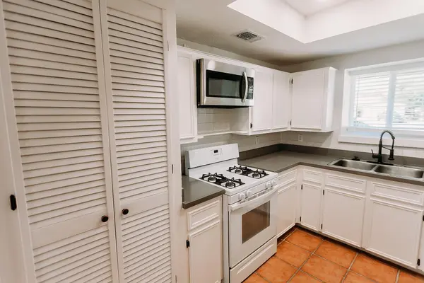 1505 Windsong TRL, Round Rock, TX 78664