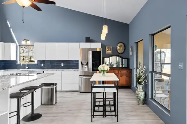 3721 Lakeview DR, Cottonwood Shores, TX 78657