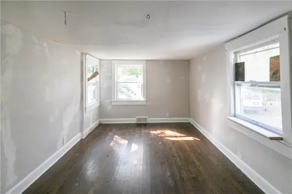 2446 Quincy ST, Kansas City, MO 64127