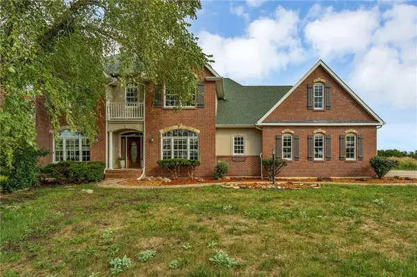 1548 N 800 RD, Baldwin City, KS 66006