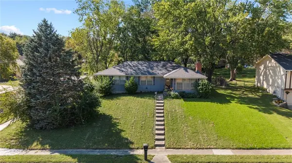 2608 S 16th TER, Leavenworth, KS 66048
