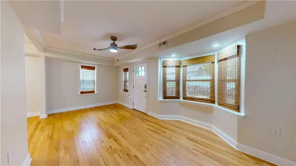 19885 S Main ST, Spring Hill, KS 66083