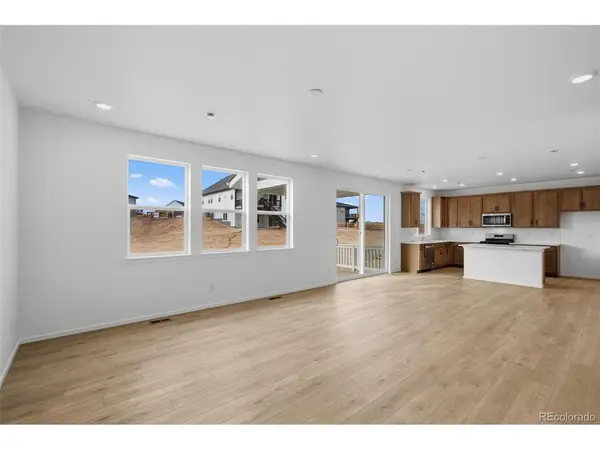 694 Stillwell, Elizabeth, CO 80107