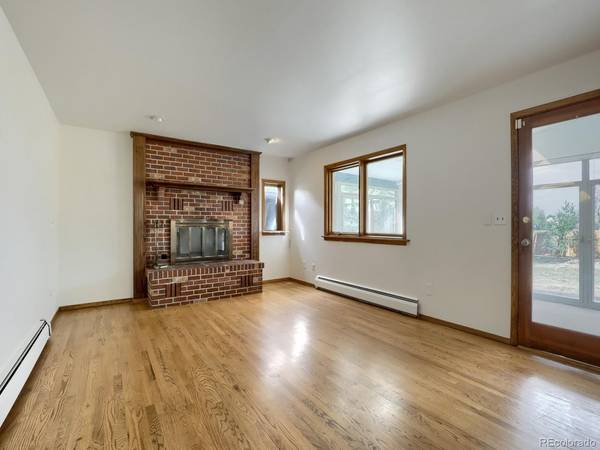 15818 E 8th, Aurora, CO 80011