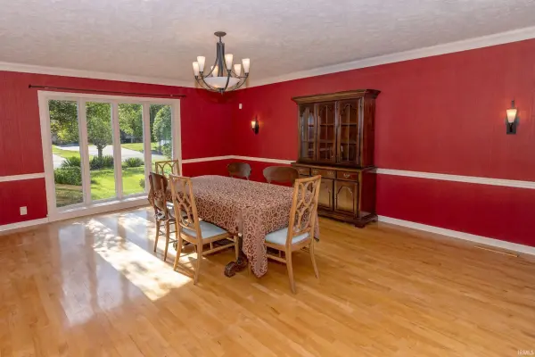 1704 Brookwood Dr. ***, Elkhart, IN 46514-4237