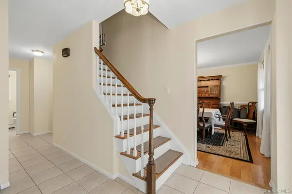 240 Center ST, Pearl River, NY 10965