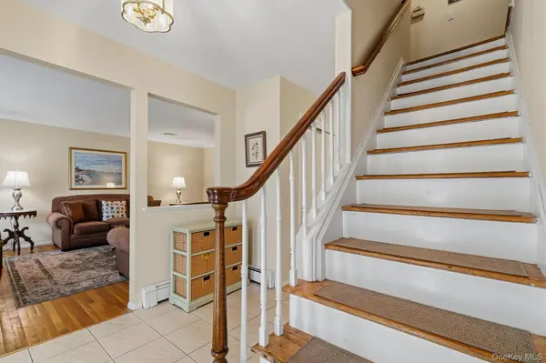 240 Center ST, Pearl River, NY 10965