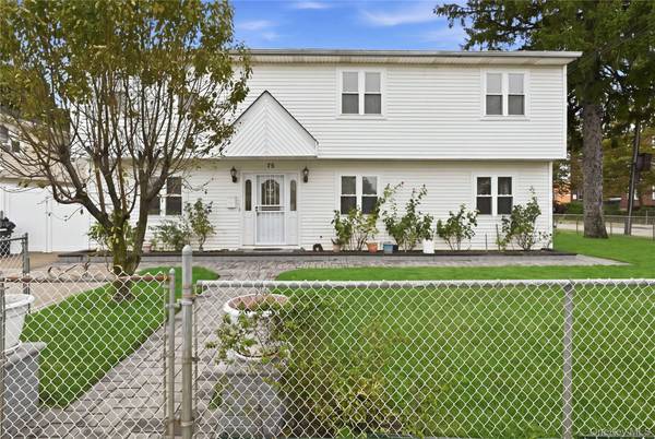 75 Harding PL, Freeport, NY 11520