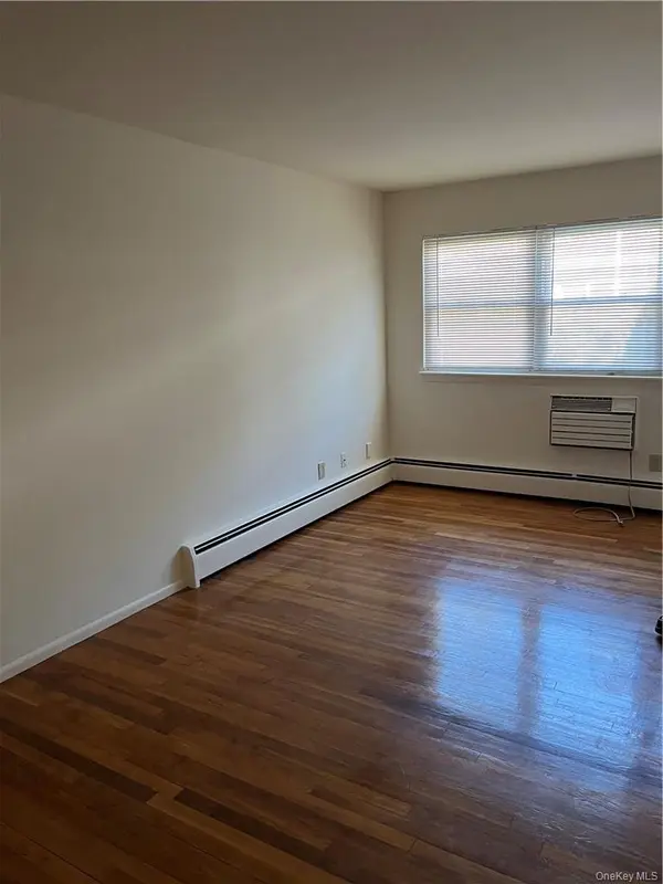 99 N Middletown RD #F, Pearl River, NY 10965