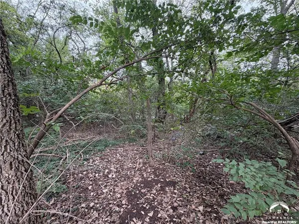 Lot 14 Westdale RD, Lawrence, KS 66049