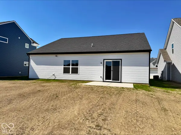 3555 Eastwood CT, Whitestown, IN 46075