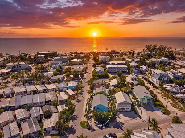 308 2ND ST N #102, Bradenton Beach, FL 34217
