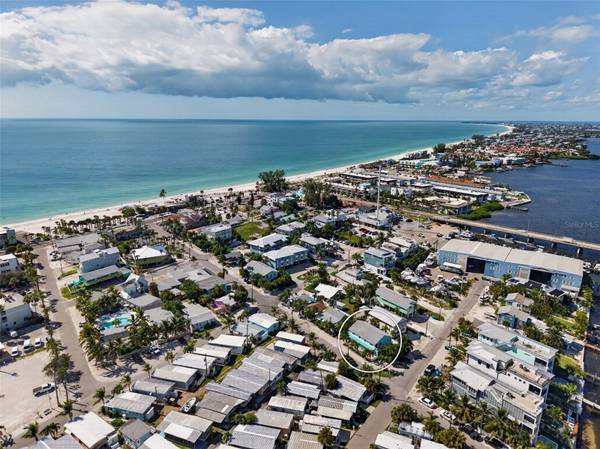 308 2ND ST N #102, Bradenton Beach, FL 34217