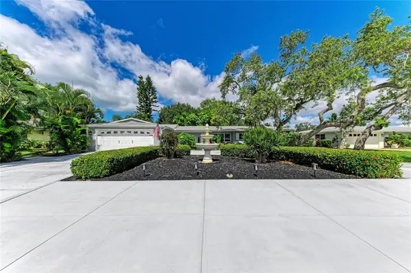 1837 UPPER COVE TER, Sarasota, FL 34231
