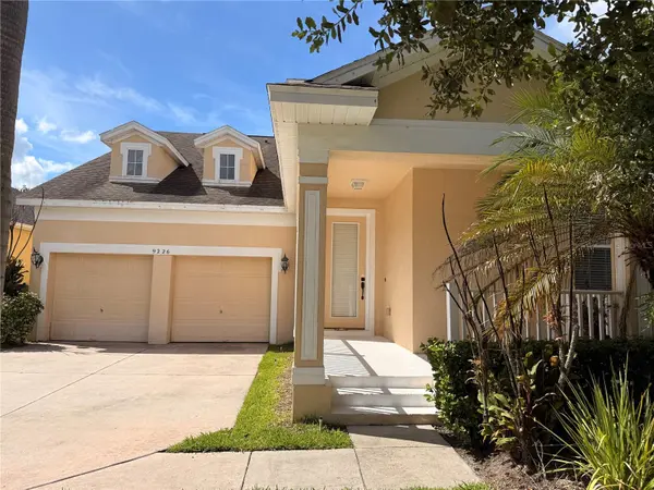 9226 KENSINGTON ROW CT, Orlando, FL 32827