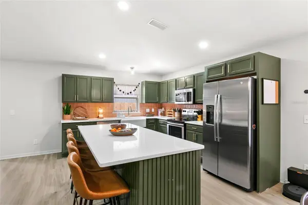 31234 CHEVY CHASE DR, Sorrento, FL 32776