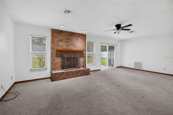 3745 NE 18TH AVE, Ocala, FL 34479