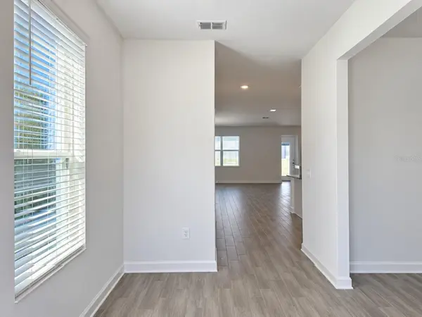 11296 LISTENING DR, Orlando, FL 32832