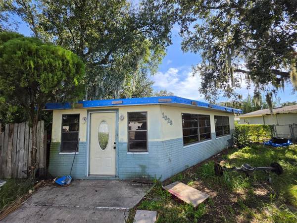 1028 SUNSHINE DR E, Lakeland, FL 33801