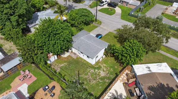 2617 NE 16TH AVE, Pompano Beach, FL 33064