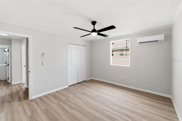 3923 W FLORA ST, Tampa, FL 33614