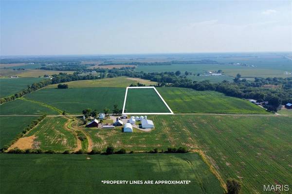 4 Trio LN, Edwardsville, IL 62025