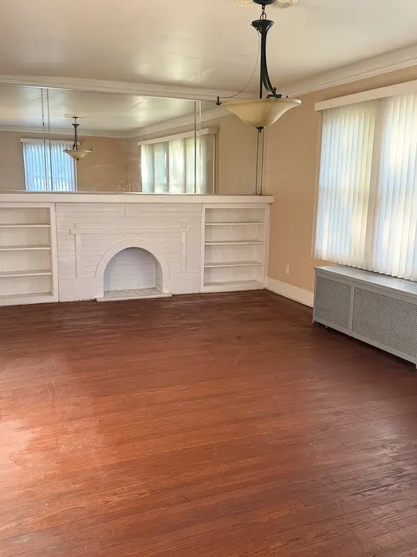 1401 S 11th AVE, Maywood, IL 60153