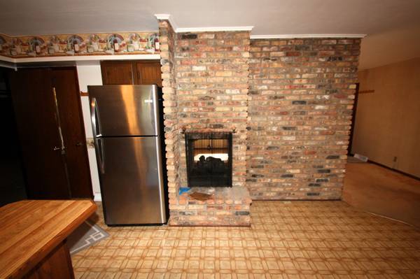 5410 Surrey DR, Bettendorf, IA 52722