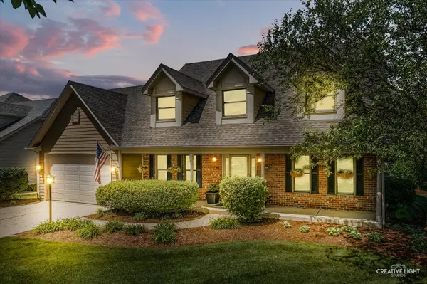 4903 Clearwater LN, Naperville, IL 60564