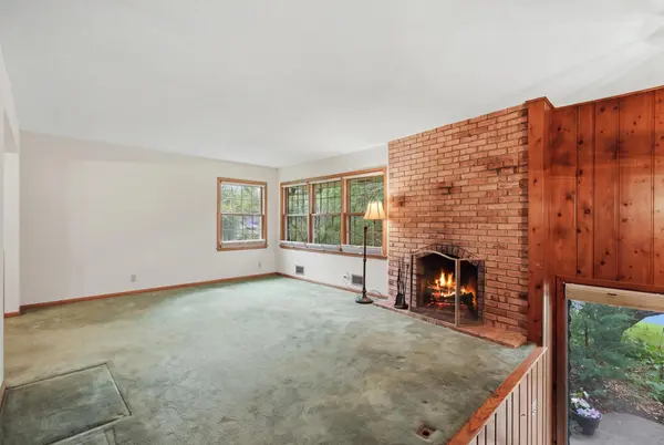 141 Oakwood DR, New Brighton, MN 55112