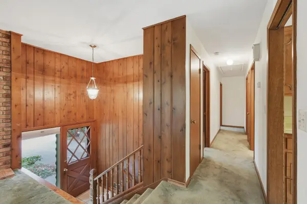 141 Oakwood DR, New Brighton, MN 55112