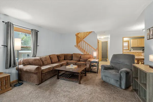 220 Baker ST E, Saint Paul, MN 55107