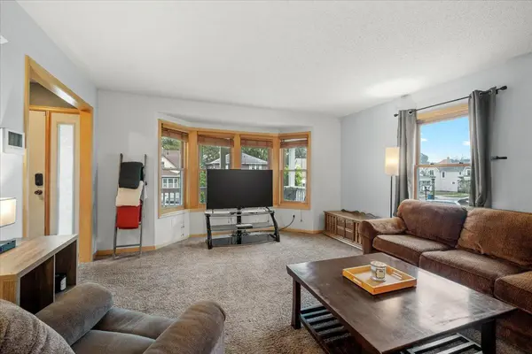 220 Baker ST E, Saint Paul, MN 55107