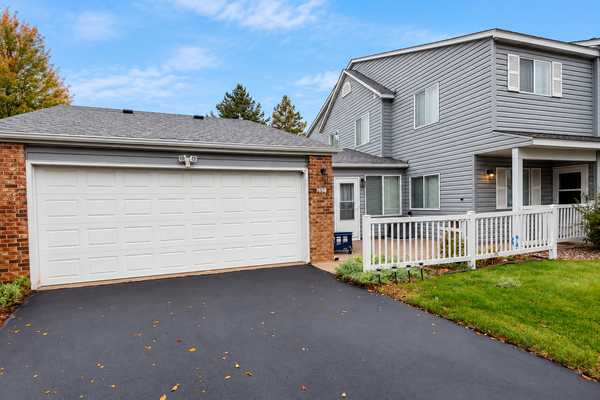 7698 157th ST W, Apple Valley, MN 55124
